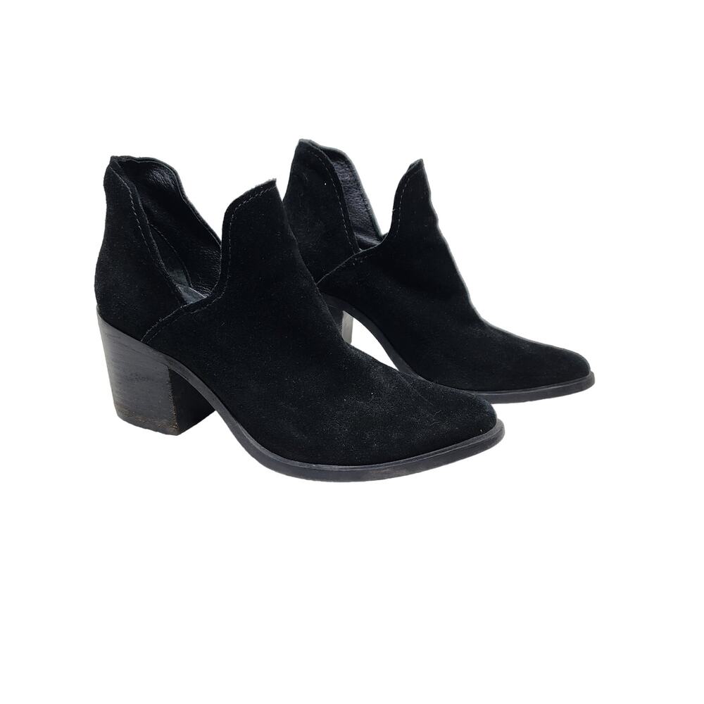 Steve Madden Prezzie Black Suede Pull On Heel Ankle Bootie Size 8